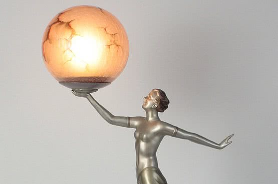 ☑️ large art deco spelter figure lady lamp