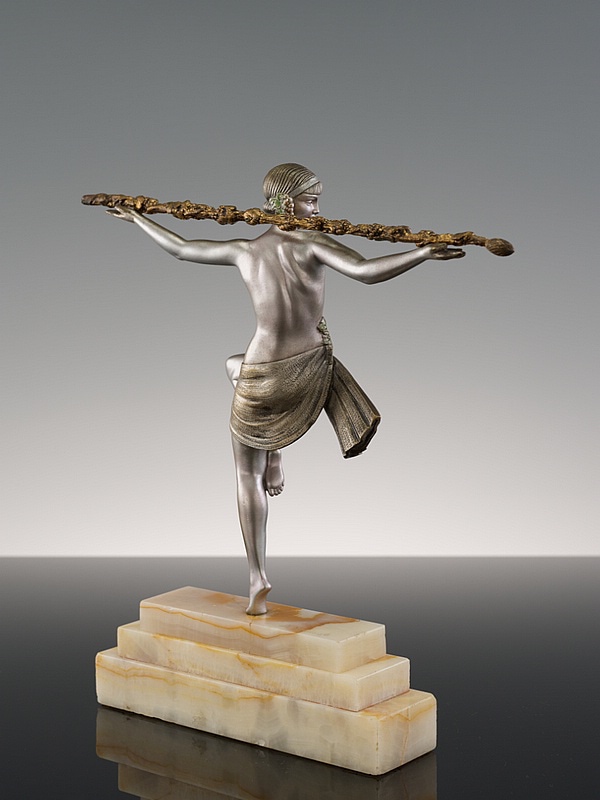  Pierre Le Faguays Art Deco bronze sculpture Danseuse au Thyrse.